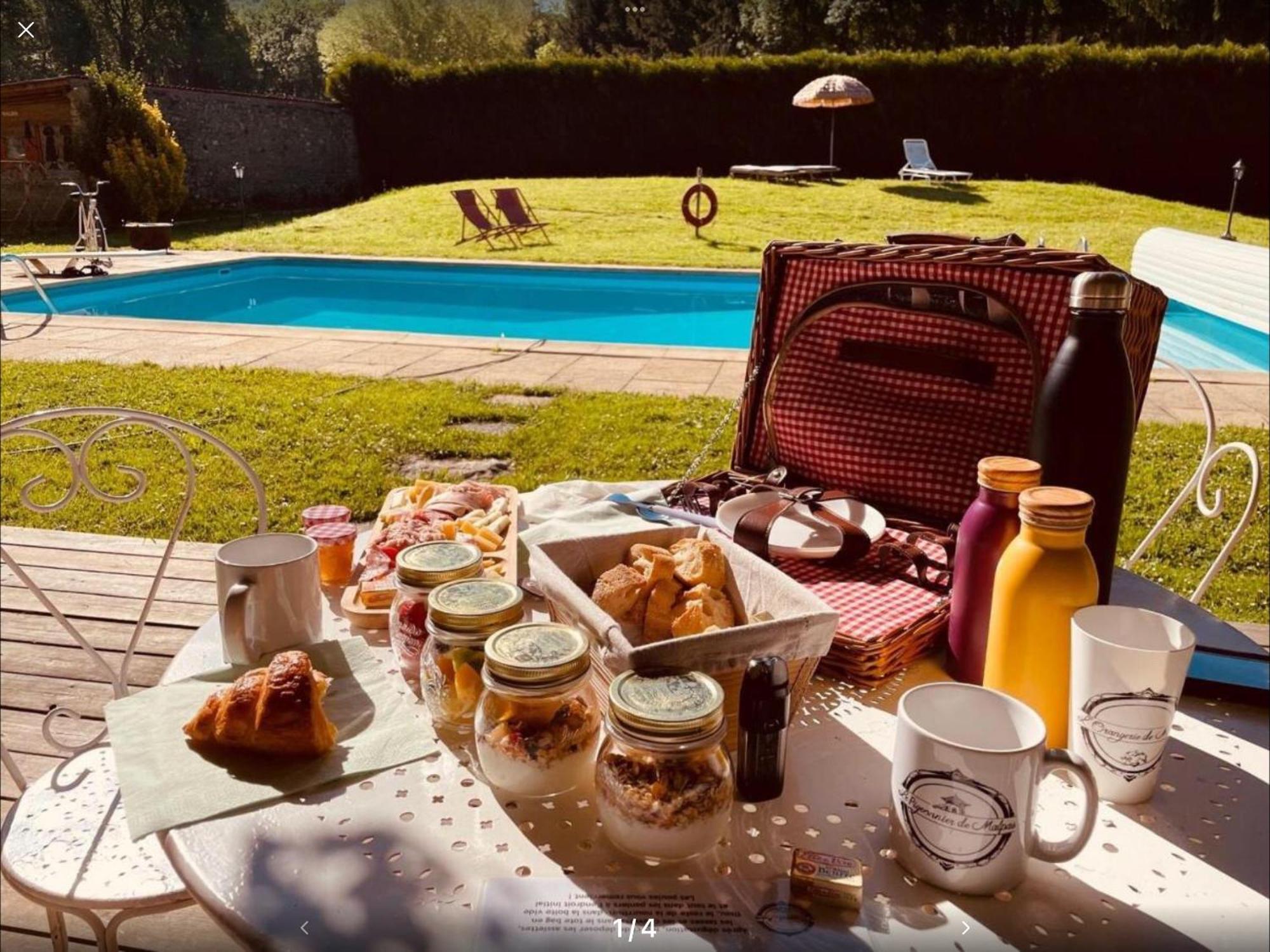 Bed and Breakfast L'Orangerie De Malpas à Quingey Extérieur photo